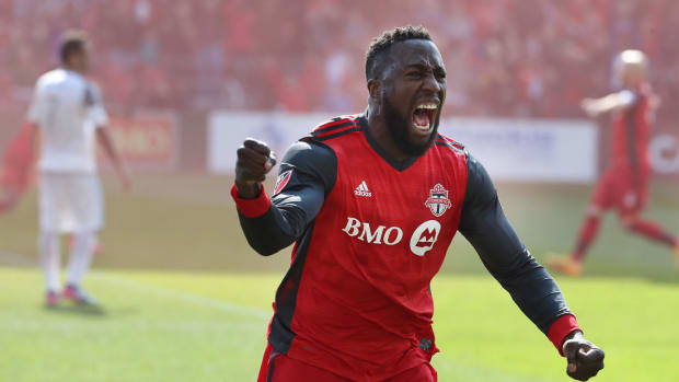 jozy-altidore-minnesota-toronto.jpg